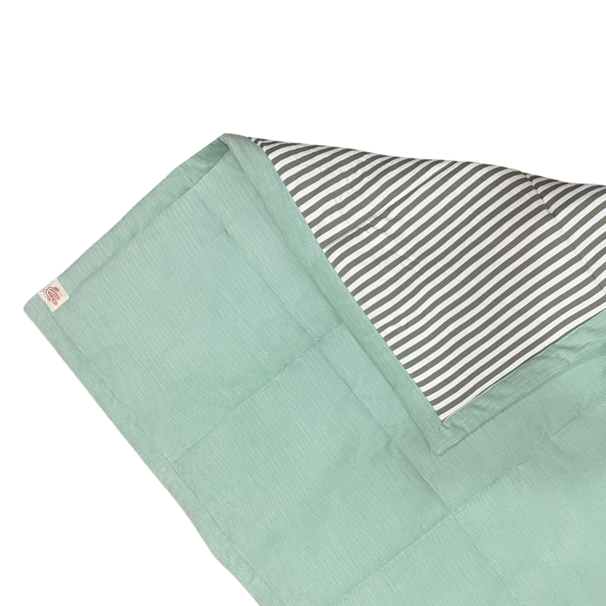 Cot quilt, quilted blanket for baby, gots certified organic cotton, baby quilt, ethical and sustainable fashion for babies and toddler